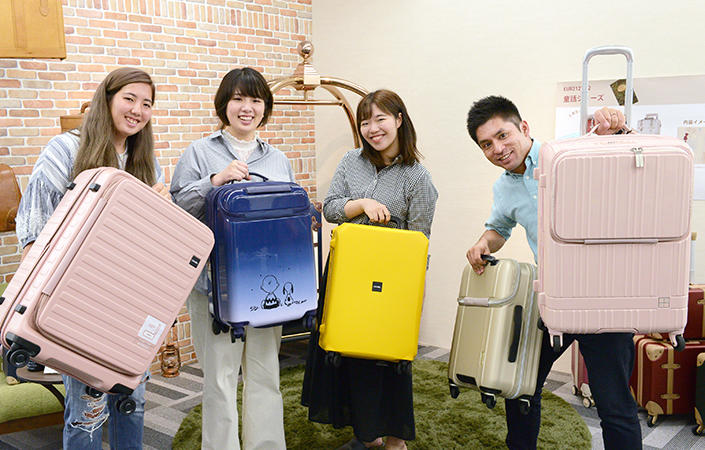 1909suitcase_16.jpg