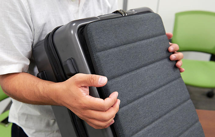 1910suitcase_04.jpg