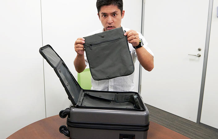1910suitcase_09.jpg