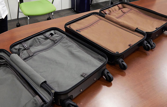 1910suitcase_10.jpg