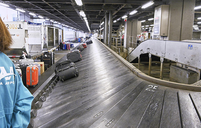 1911suitcase_16.jpg