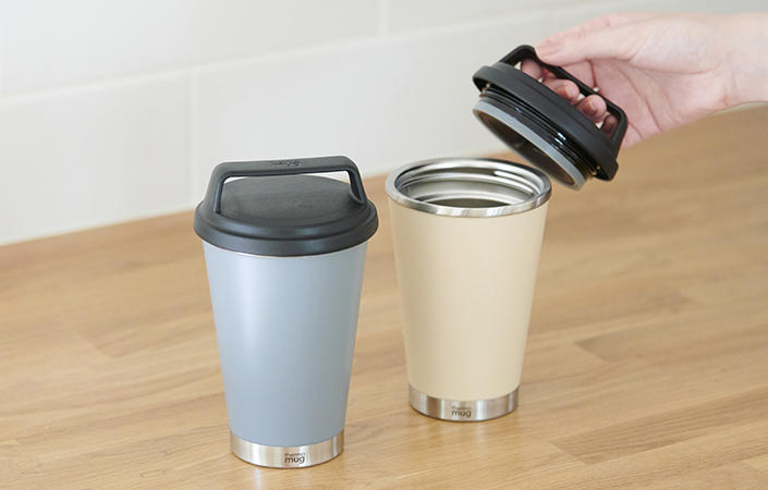 2001bottlemug_01.jpg