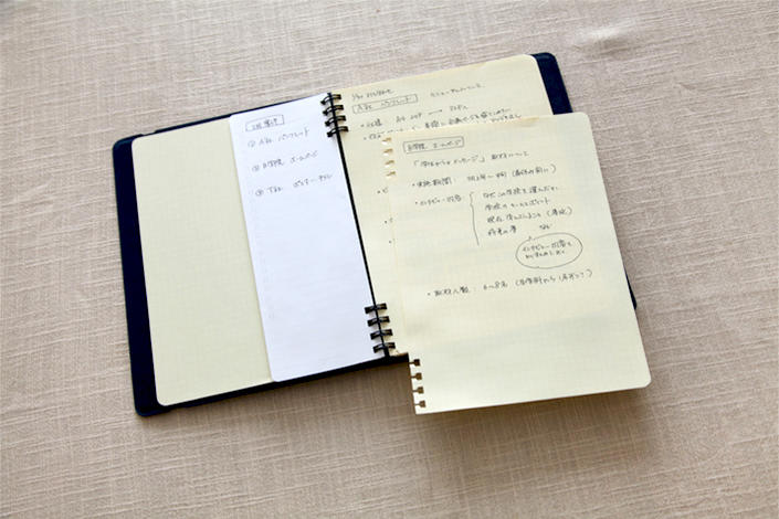 2002_business_note_04_.jpg