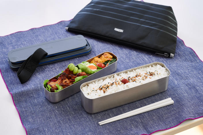 2003_-lunch-box_03.jpg