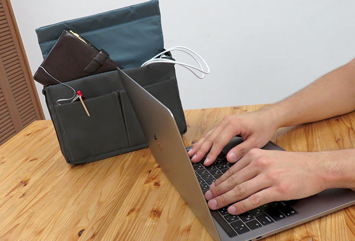 2010_elecombag_06.jpg
