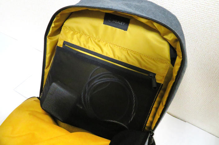 2012_bag_04.jpg