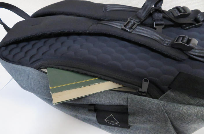 2012_bag_10.jpg