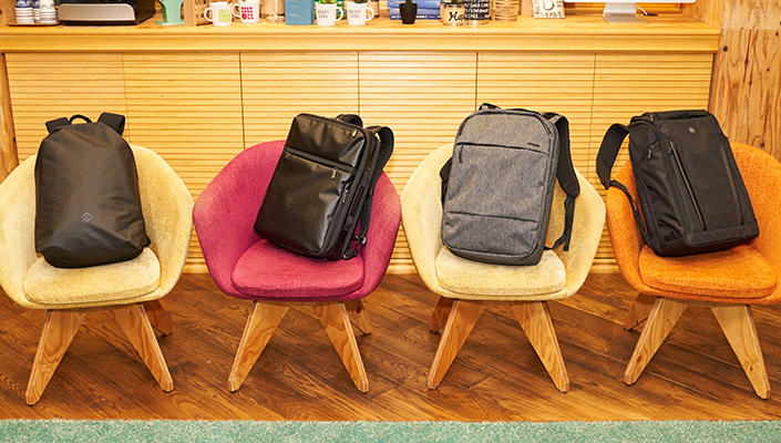 2012suitcase_16.jpg
