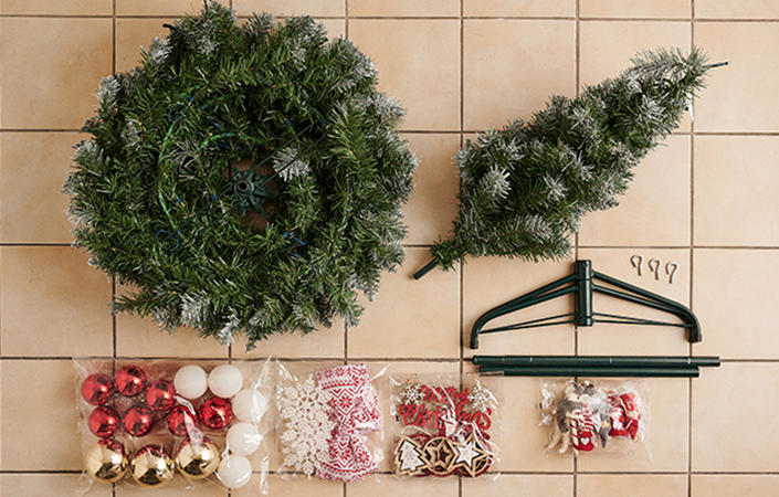 1911_christmas-tree_02.jpg