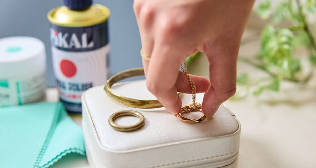 真鍮アクセサリーのサビや汚れがしっかり取れる方法と注意点を解説