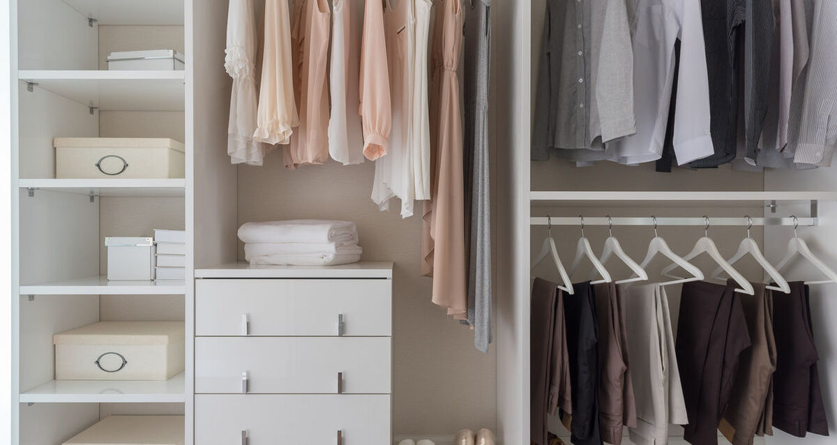 クローゼットの除湿方法を伝授！シートや置き型などおすすめな除湿剤もご紹介