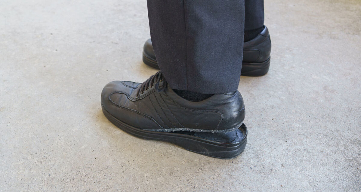 靴の底がはがれたときの修理方法を徹底解説！必要な道具もご紹介