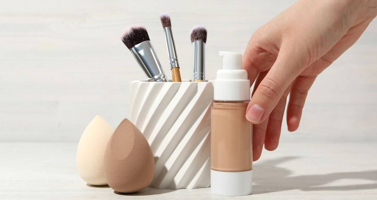 おすすめクリーナーなどメイクツールをお手入れできるアイテムをご紹介。