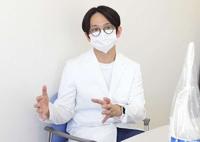 トイレ愛を語る佐藤満春さん