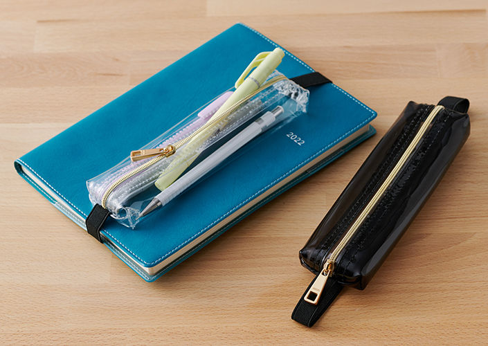 2112_notebook_03.jpg