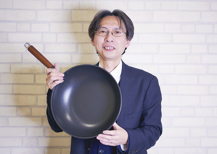 2203_HM-alumi-frying-pan_02.jpg