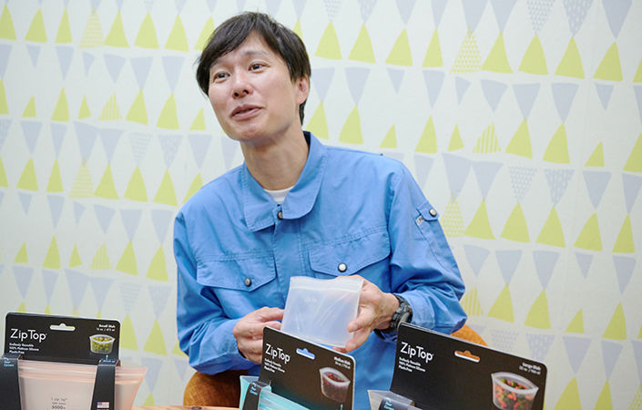ジップトップ ディッシュと滝沢さん