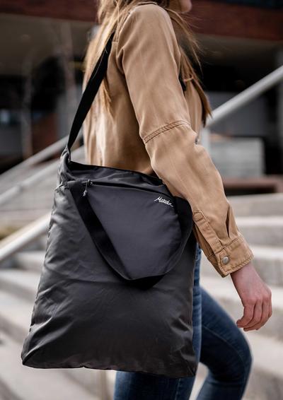 14_Matador_On-Grid_Tote_Charcoal_NateDodge.jpg