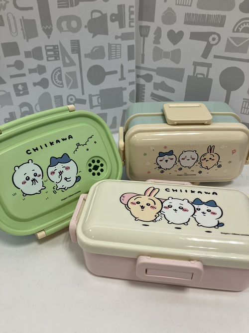 ちいかわ　弁当箱.jpg