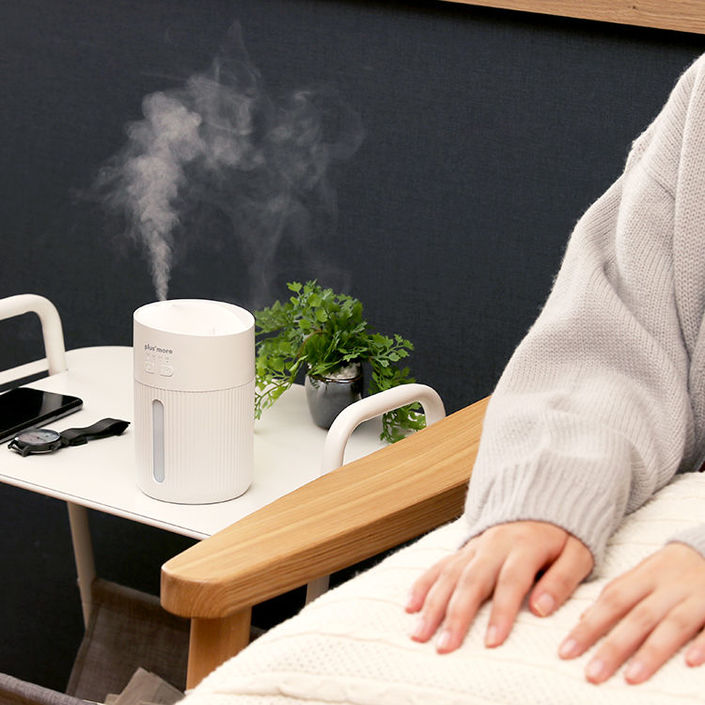 写真⑲プラスモア加湿器　サイドテーブルイメージ.jpg