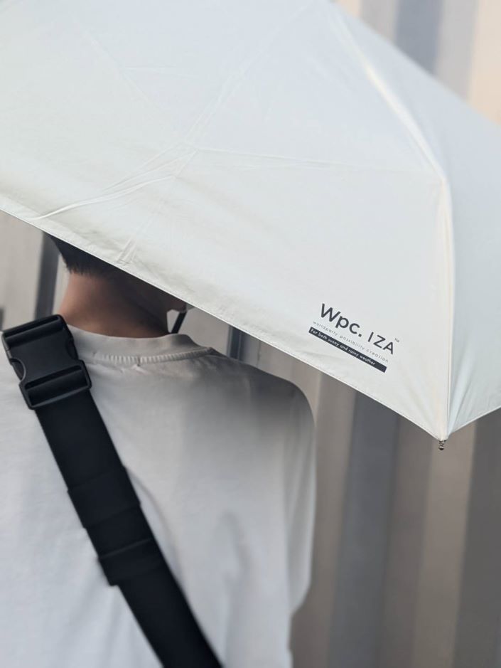 日傘 (使用シーン）.jpg